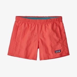 Patagonia kids’ baggies shorts, coral color, size small (7/8)